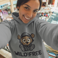 Wild & Free  - Unisex organic Hoodie, in mehreren Farben